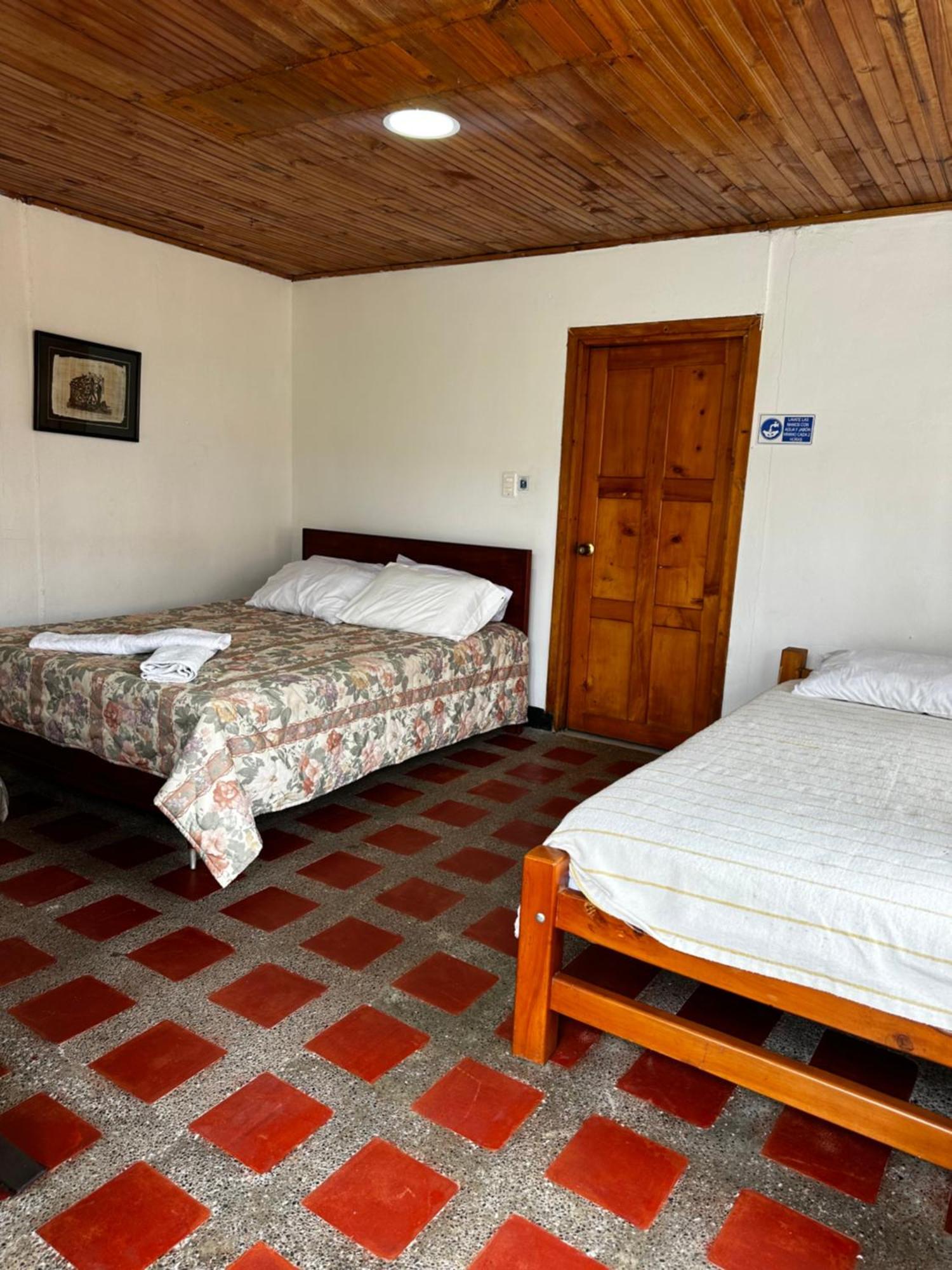 Finca La Toscana Эль-Мансано Экстерьер фото